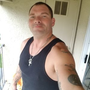 Meet your Posher, Travis